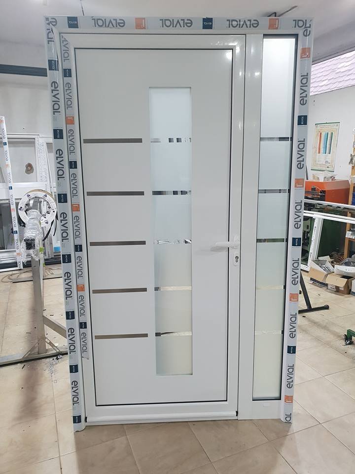 Dekorativni panel DecPan 49 za aluminijumska vrata