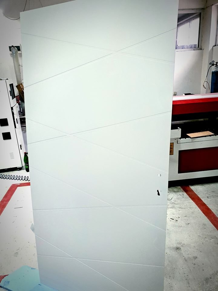 Dekorativni panel DecPan 53 za aluminijumska vrata